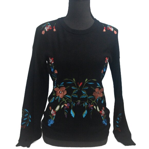 Venus Lightweight Black Sweater with Floral Embroidery Size Small - Picture 1 of 6